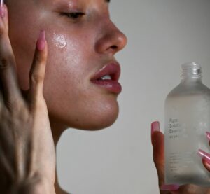 The Right Skincare Routine for Your Skin Type (Oily, Dry, Combination)